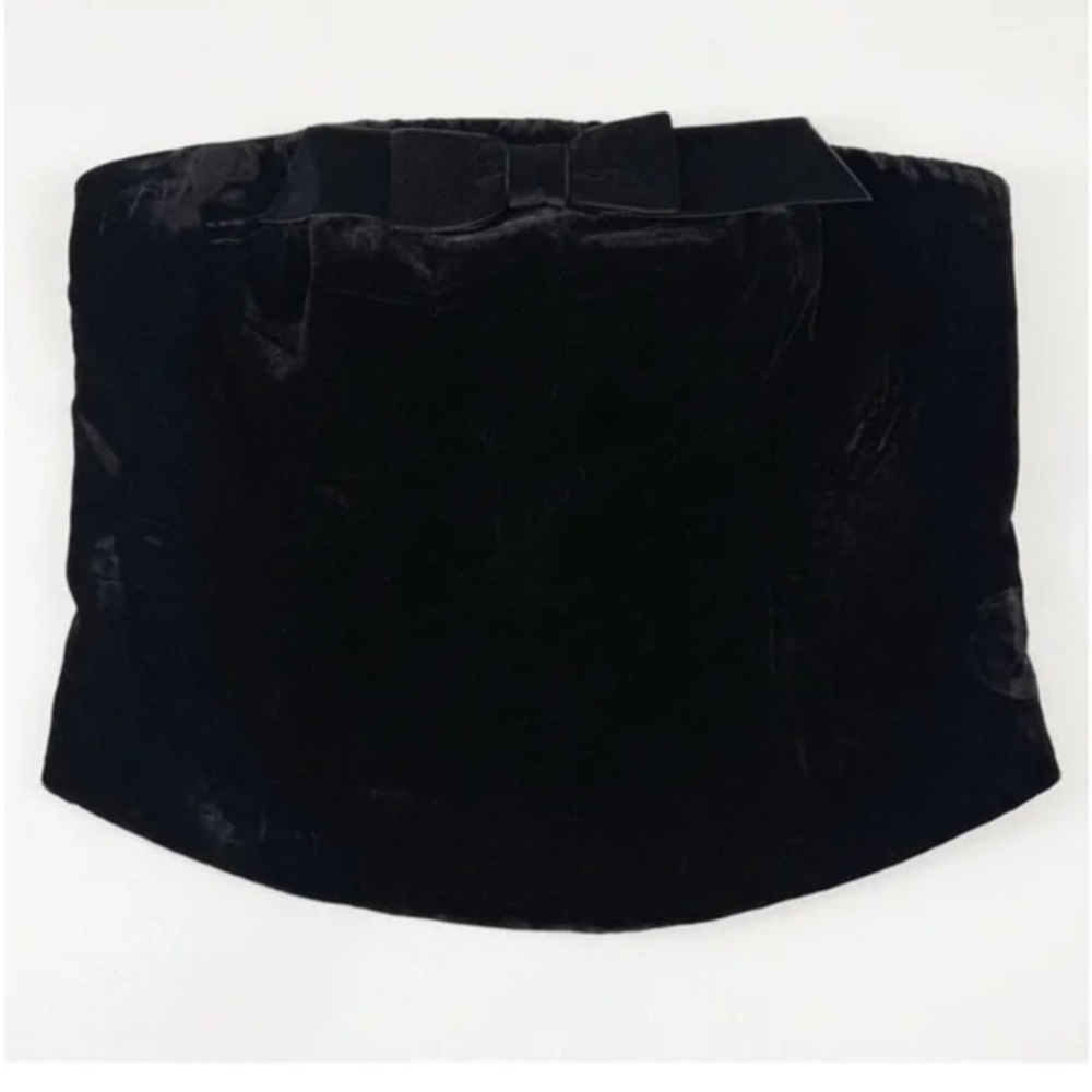 NWT WAYF Black Velvet Bow Tube Top ith lace